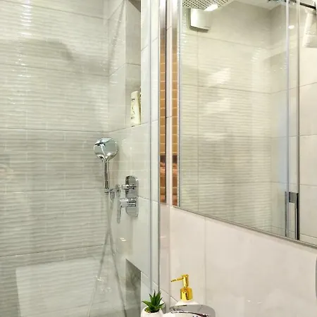 Chill & Explore By Cooee *