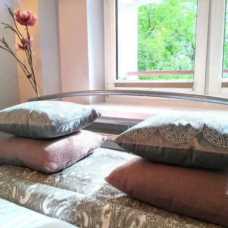 Chill & Explore By Cooee Apartment Warsaw
